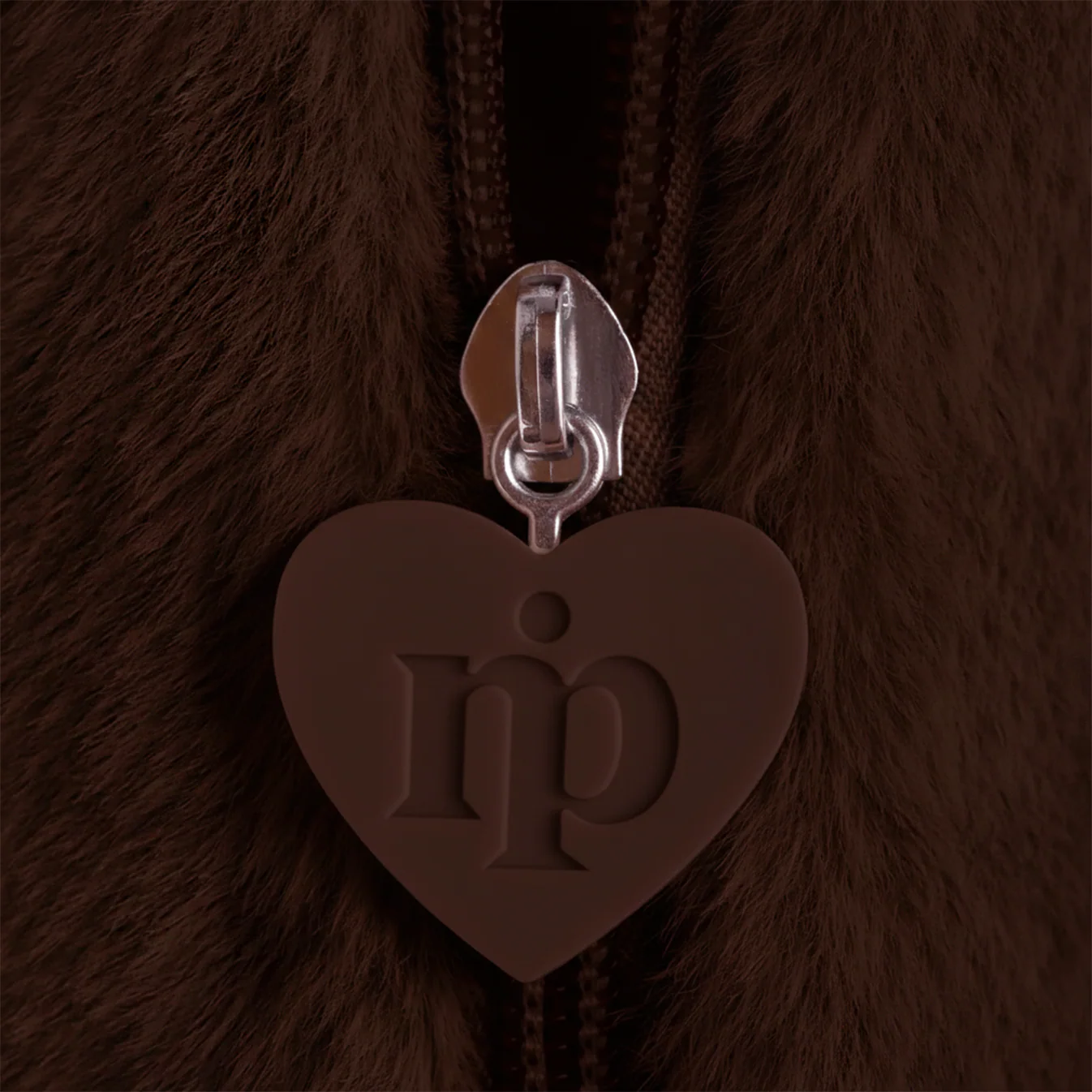Fluffy Beauty - Chocolate - Image 5