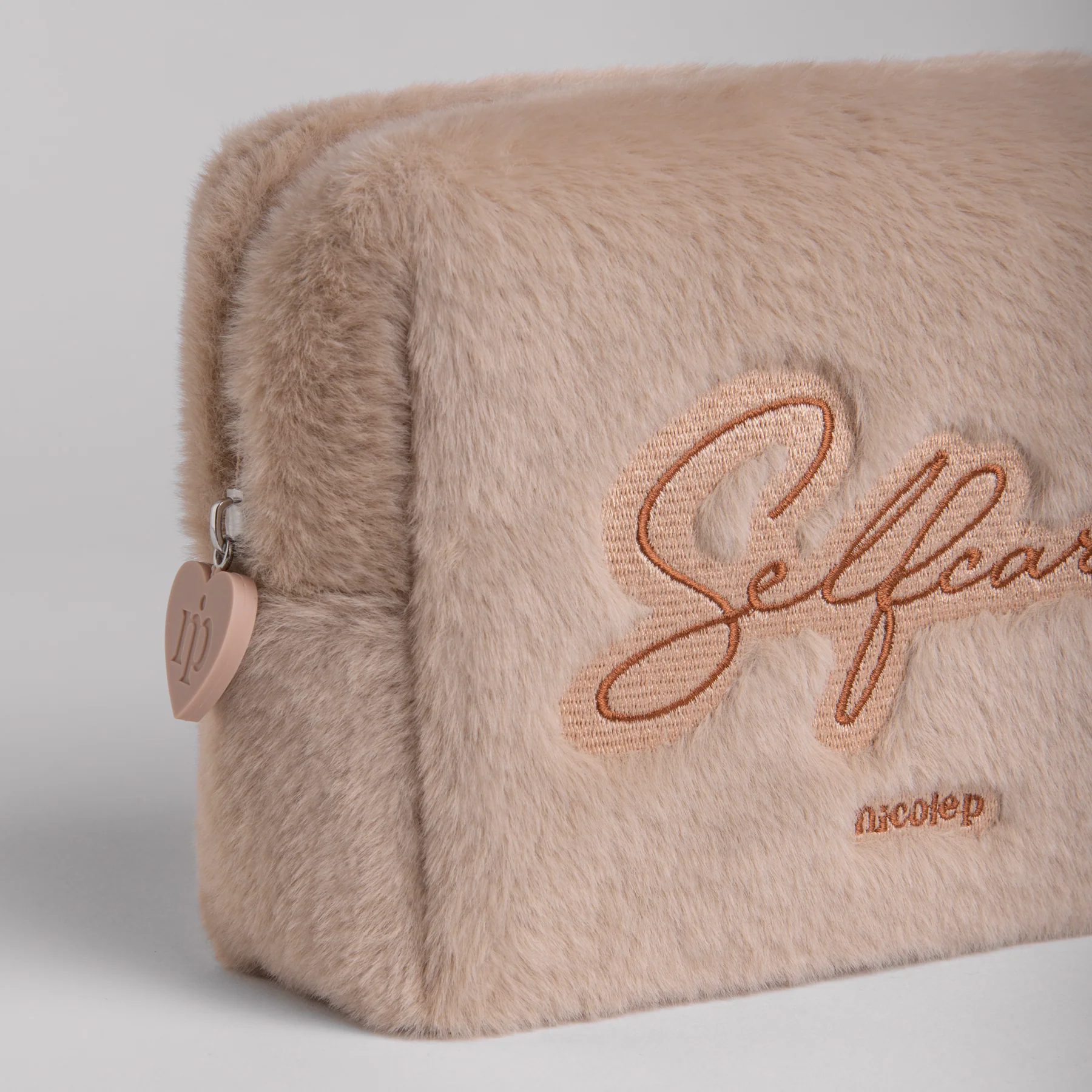 Fluffy Beauty - Beige - Image 6