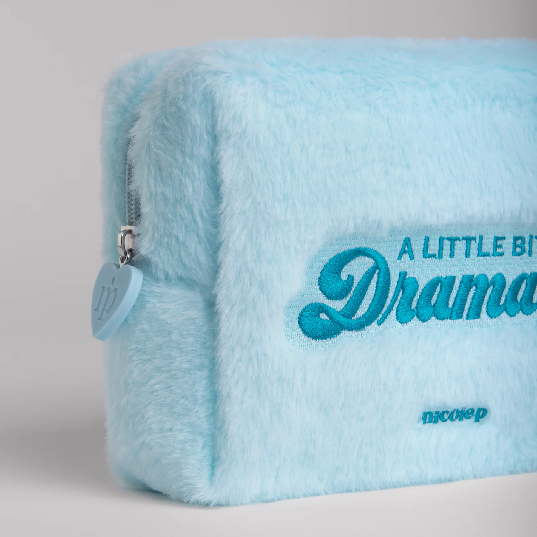 Fluffy Beauty - Turquoise - Image 6