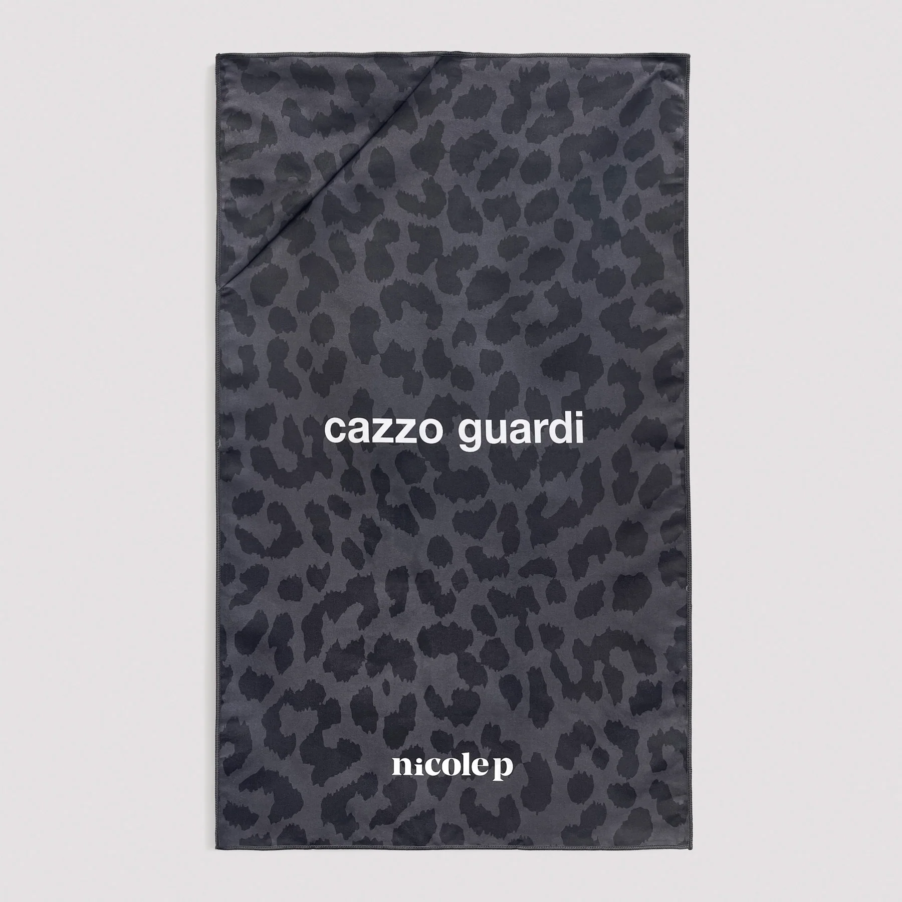Gym Towel - Caz*o Guardi - Image 3