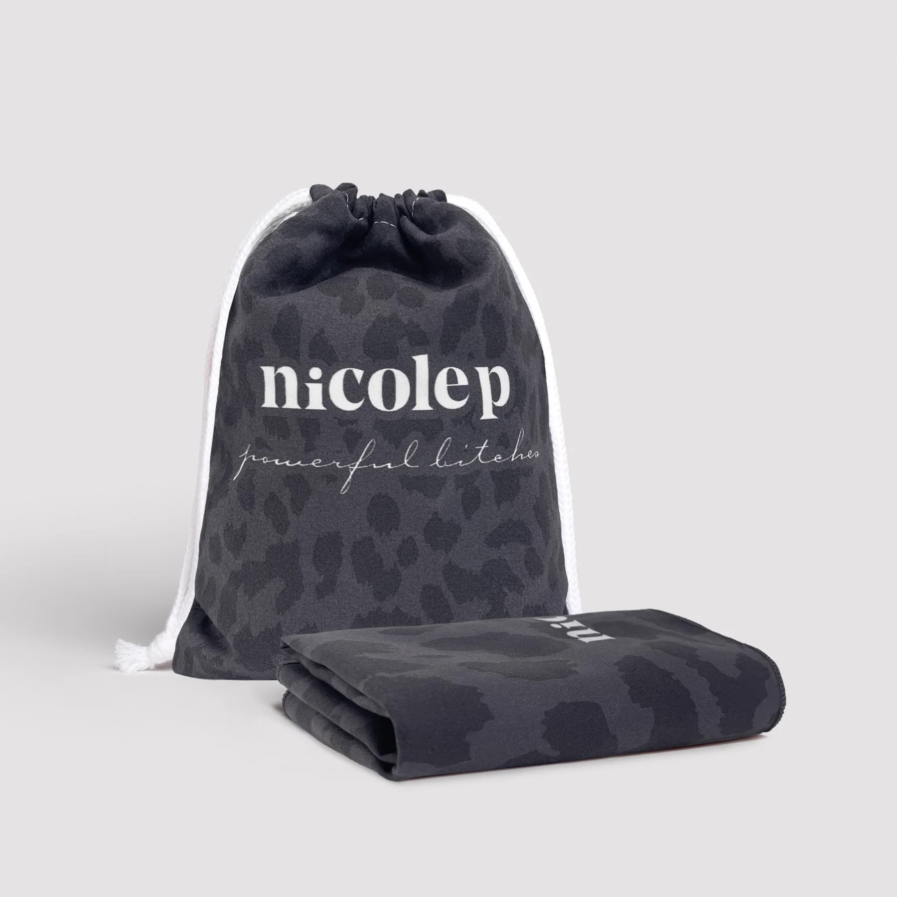 Gym Towel - Caz*o Guardi - Image 4