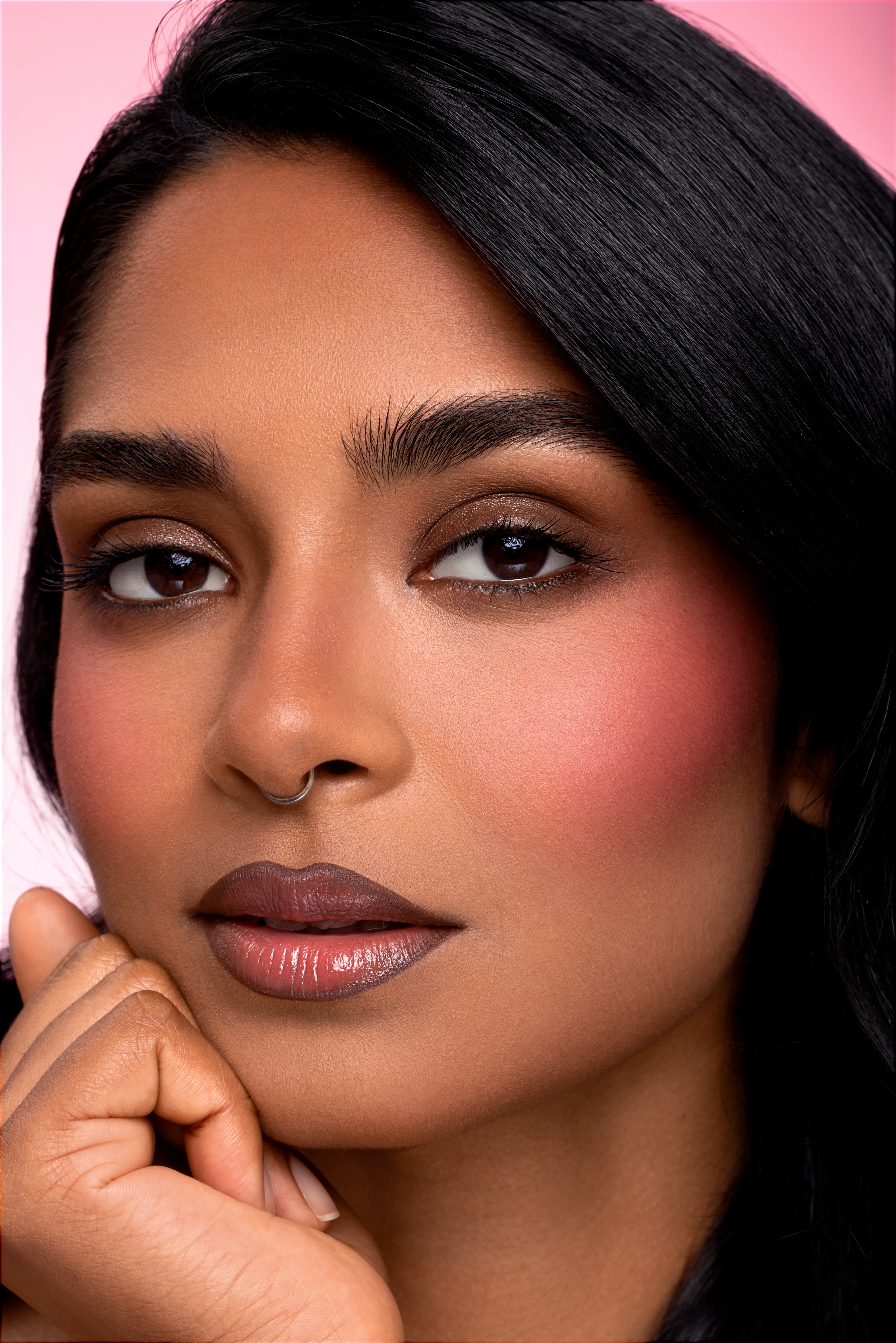 Turn Me On Contour Stick - 04 Hot Chocolate - Image 6