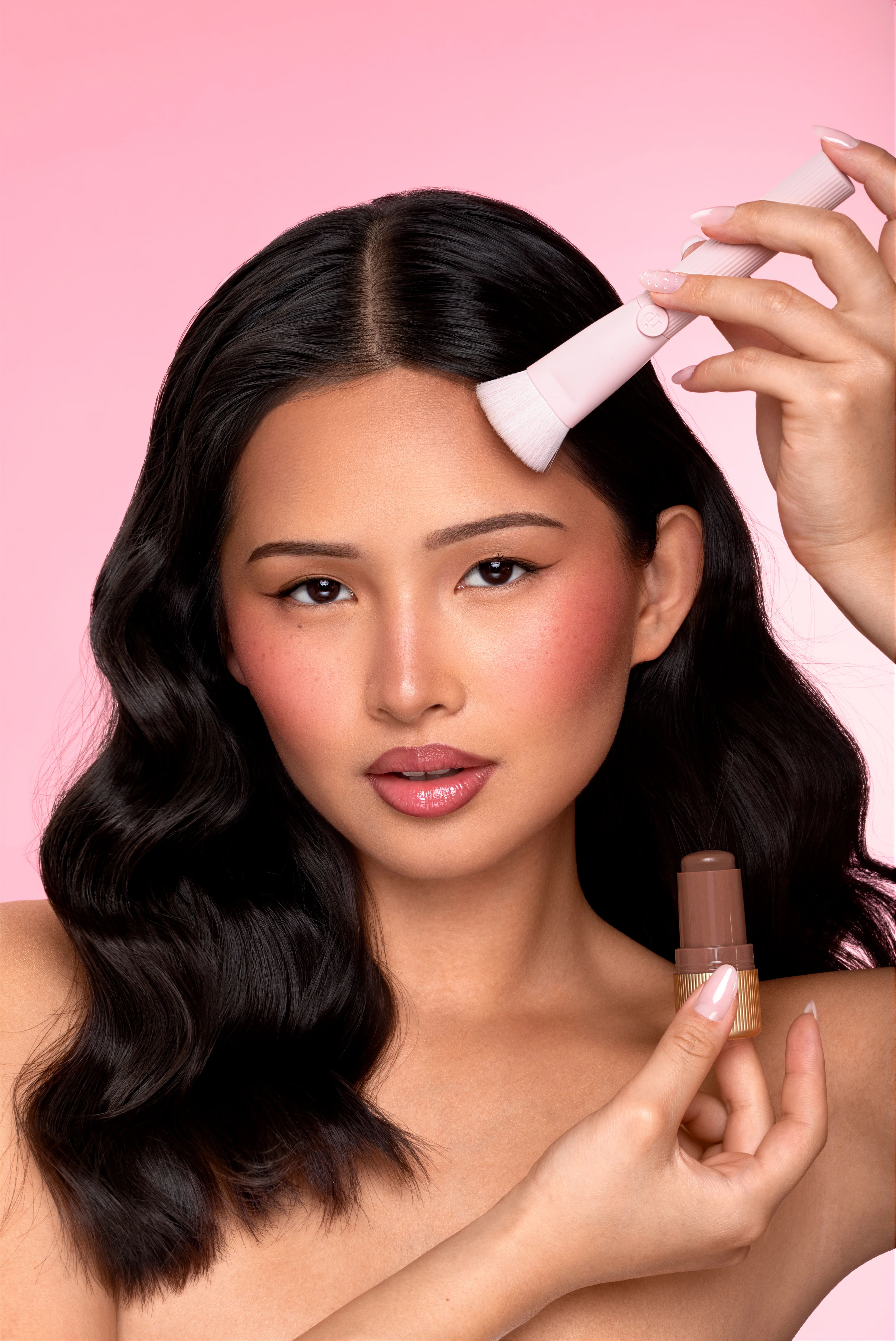 Turn Me On Contour Stick - 04 Hot Chocolate - Image 5